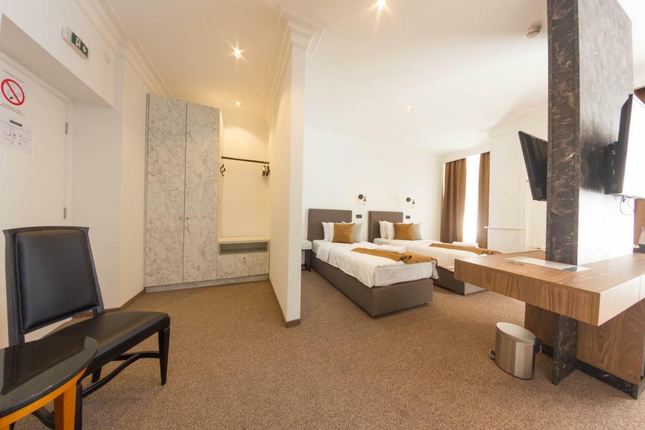 Hotel Union Belgrado Buitenkant foto